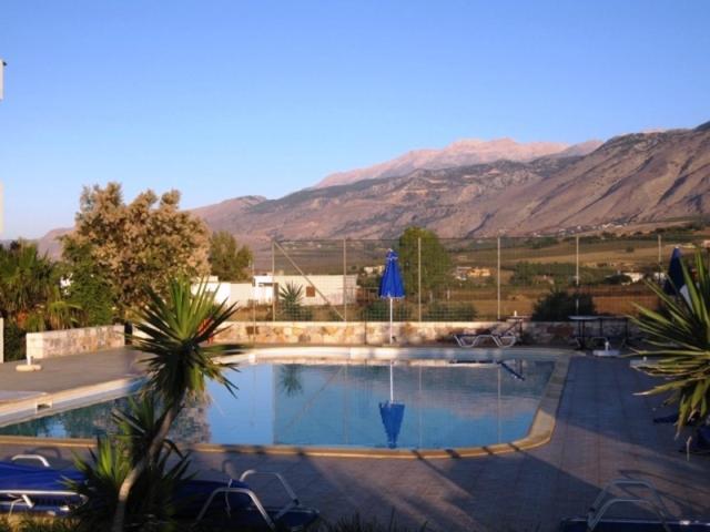 Flisvos Apartments Frangokastello Екстериор снимка